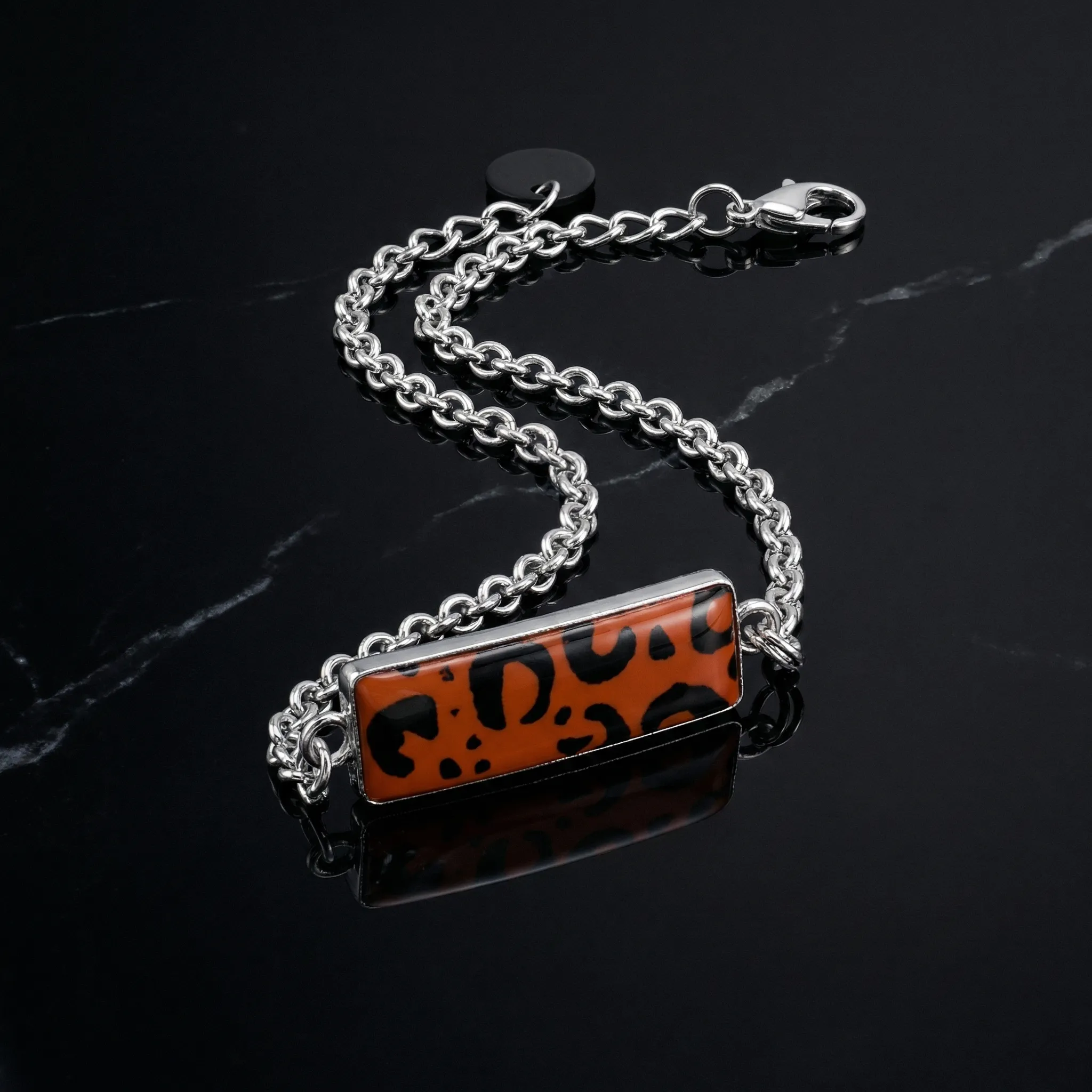 Leopardo Rojo - Imagen campaña 1